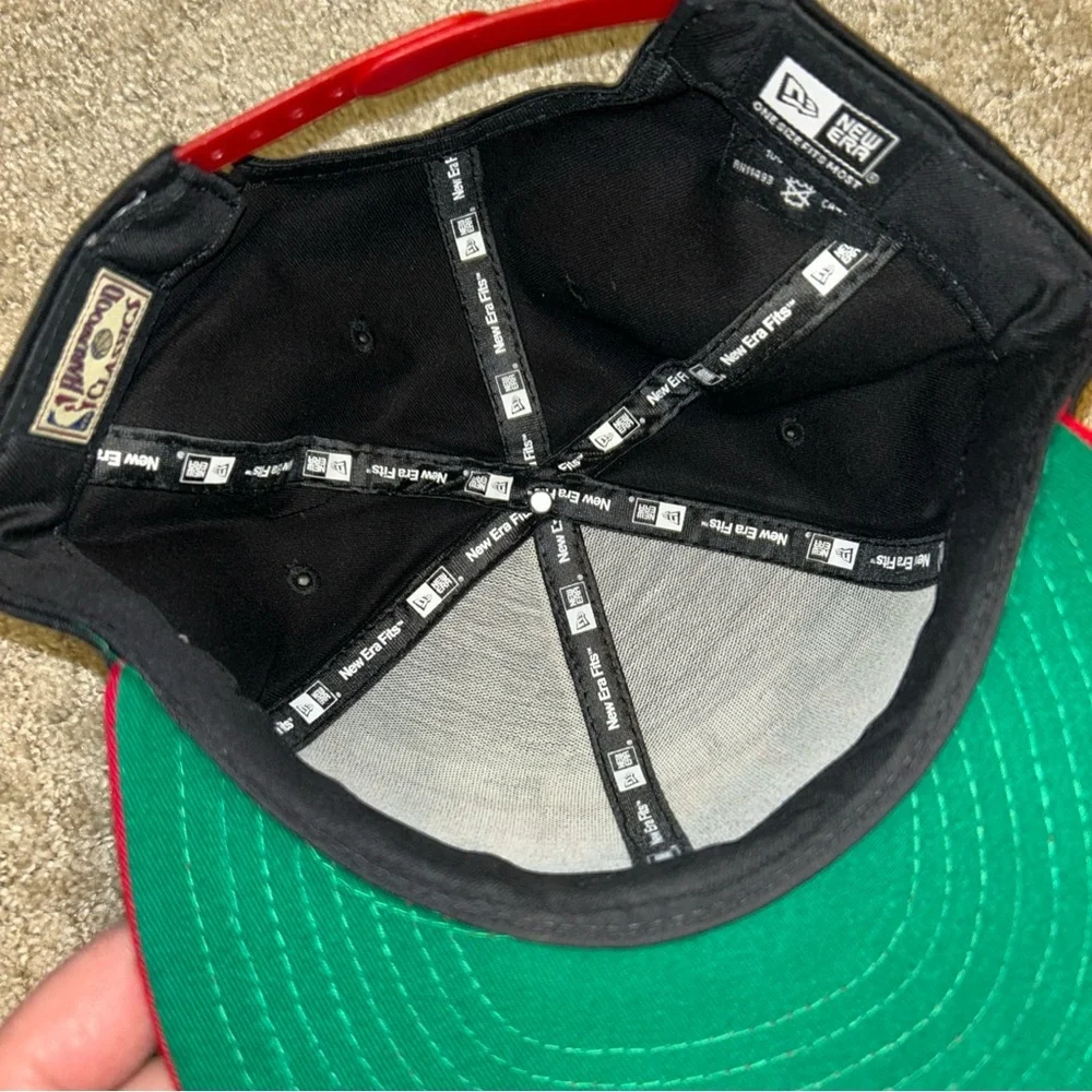 Miami Heat Hat Cap Black Red Adjustable Snapback New Era Hardwood Classics Adult